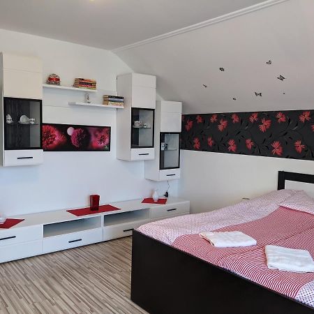 Hotel Pivnicka Pod Cachtickym Hradom Čachtice Zewnętrze zdjęcie